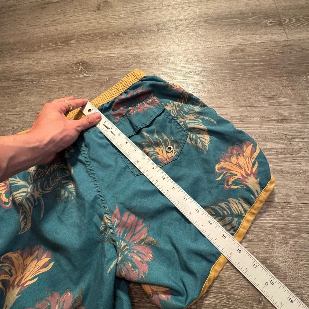 Maamgic Swim Trunks Mens Medium Blue Floral Mesh Lined Board Shorts Tropical